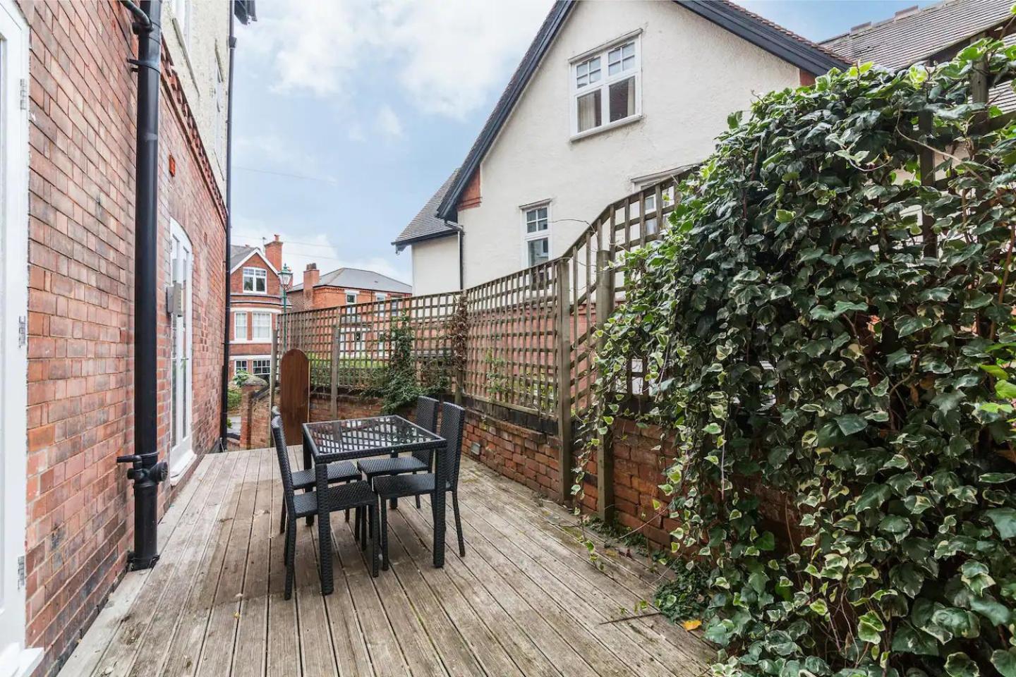 The Dagmar Grove Appartement